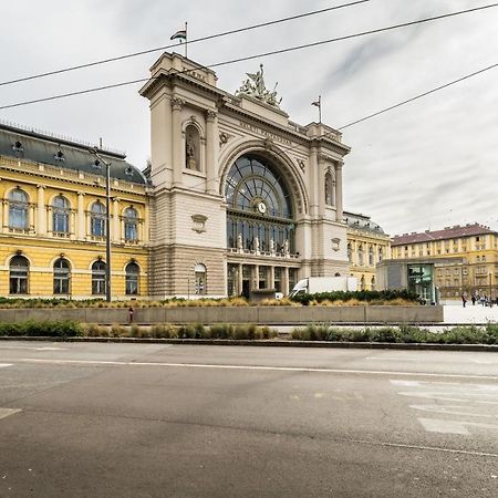 Bpr Garay Suite With Rooftop Terrace & A/C Budapest Exterior foto